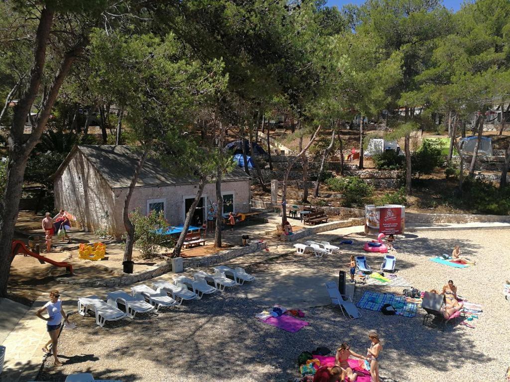 Kamp Vira Mobile Homes Hvar Town Buitenkant foto