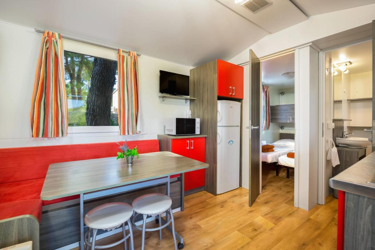 Kamp Vira Mobile Homes Hvar Town Buitenkant foto