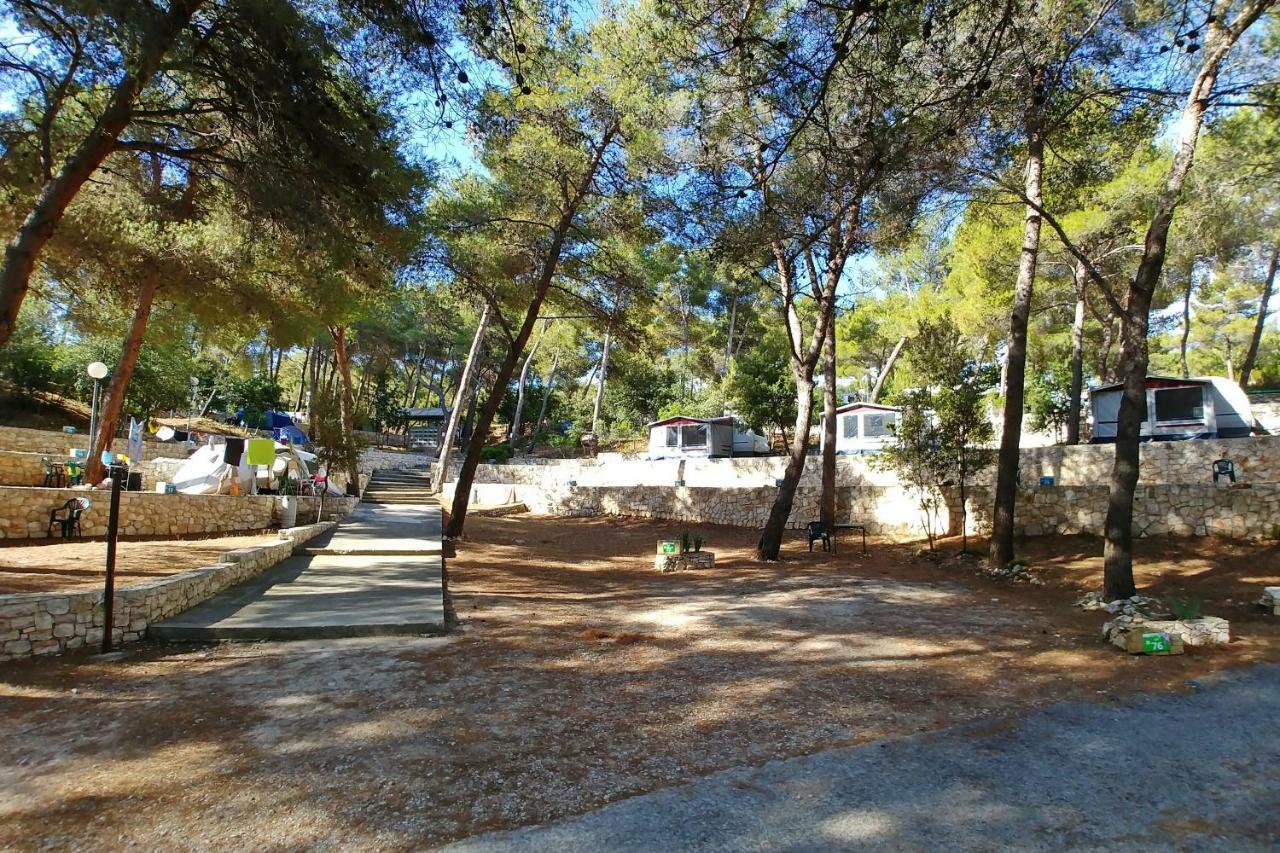 Kamp Vira Mobile Homes Hvar Town Buitenkant foto