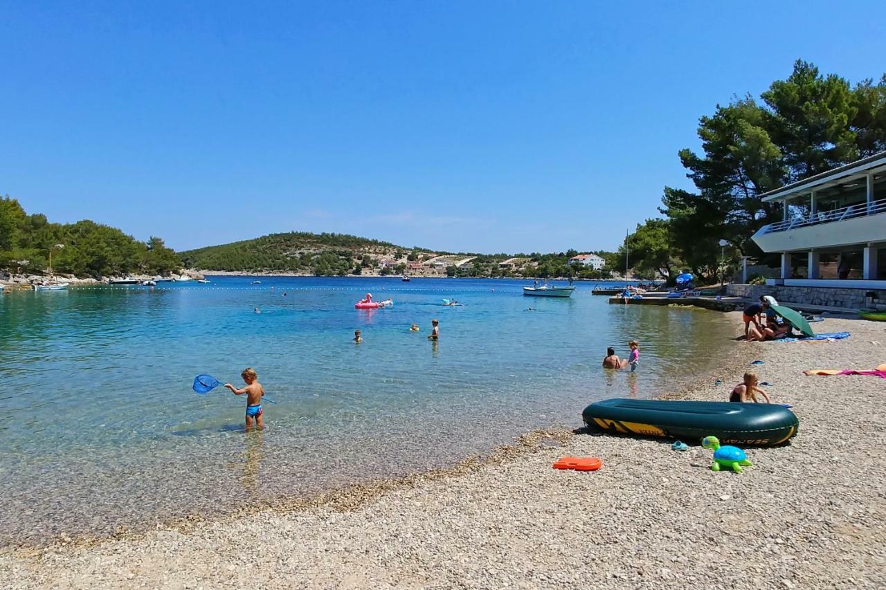 Kamp Vira Mobile Homes Hvar Town Buitenkant foto